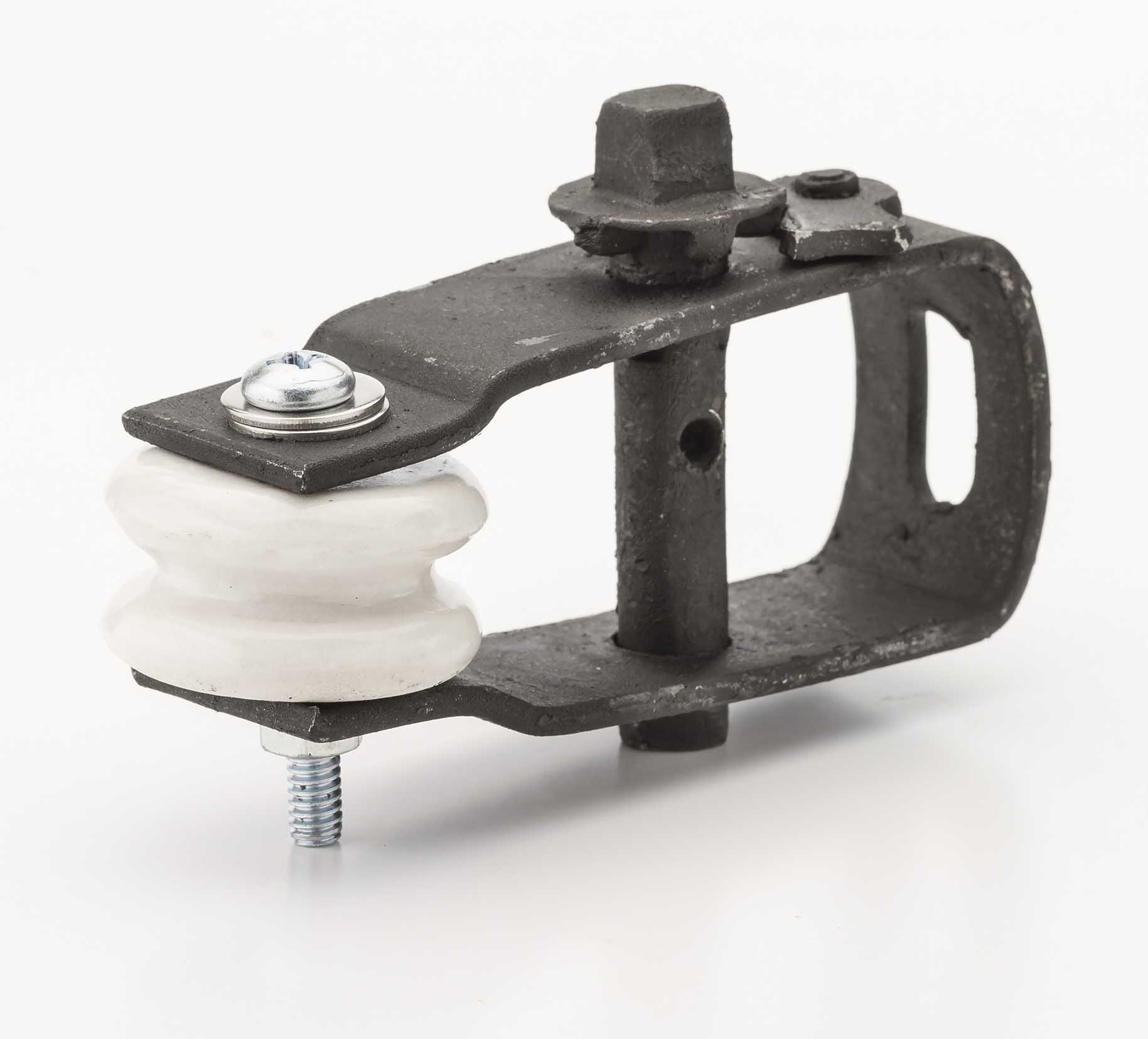 TORNIQUETE LIVIANO c/aislador porcelana